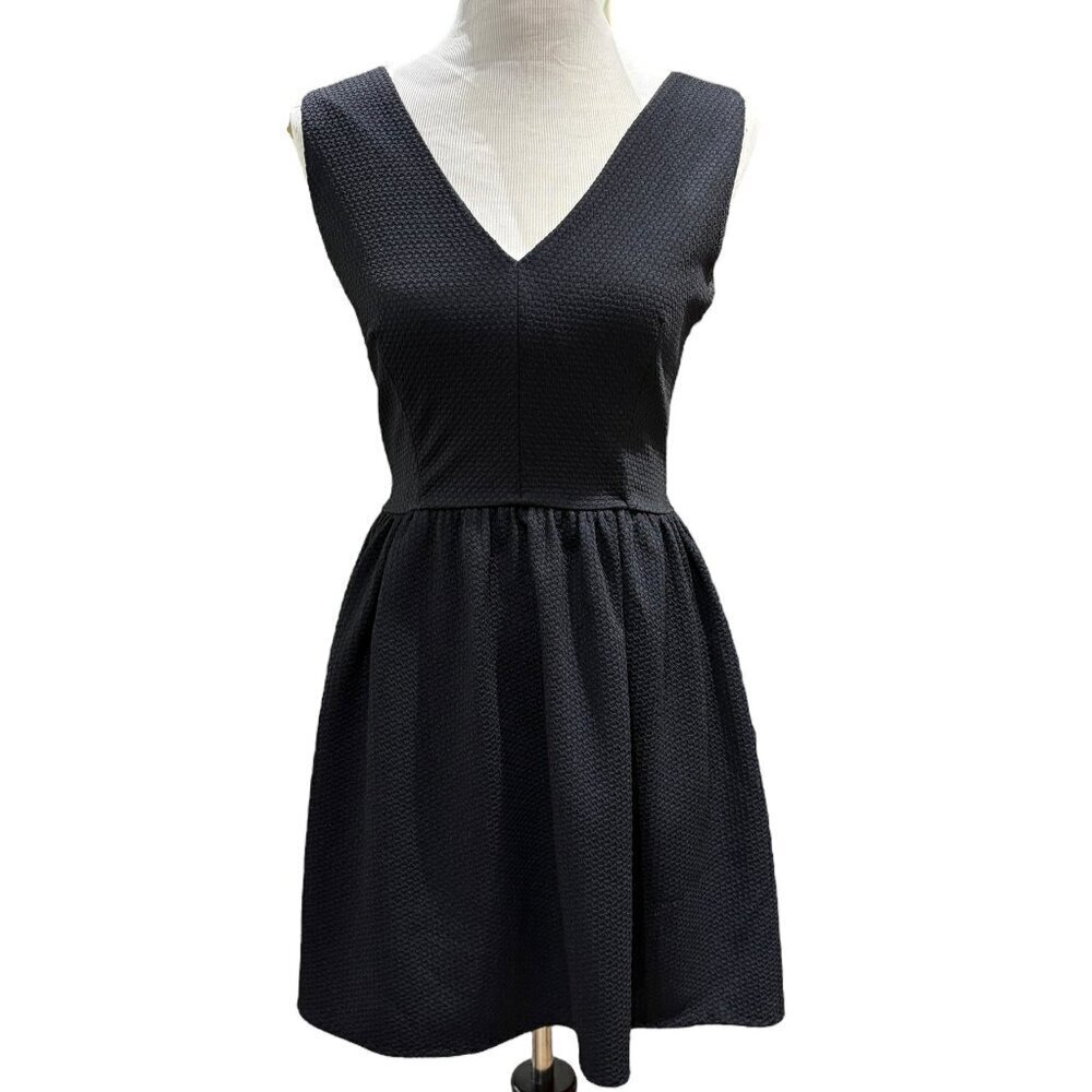 Aqua Fit and Flare Textured Black Dress Size Medium